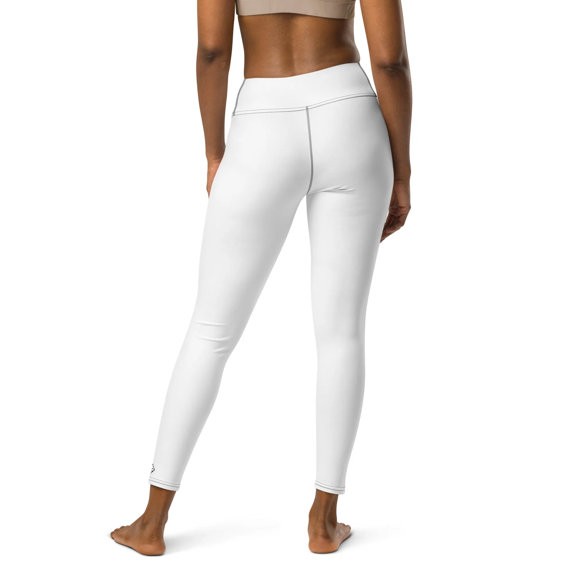 Chic Comfort: Women's Solid Color Workout Yoga Pants - Snow