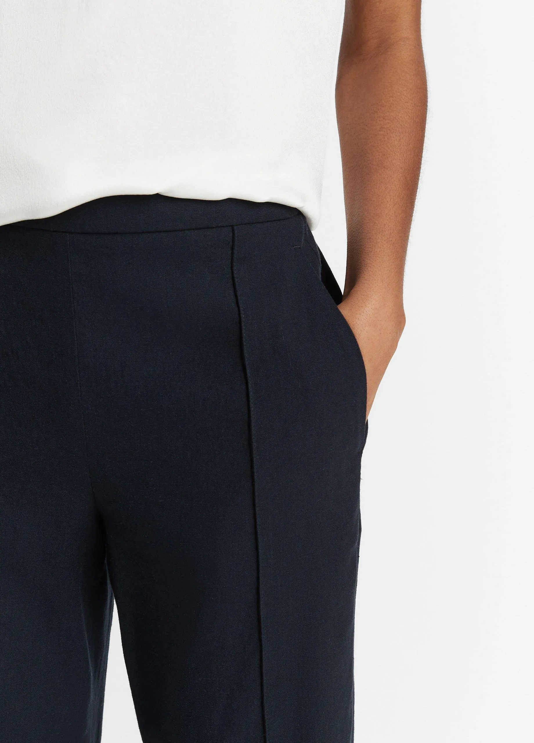 Mid-Rise Tapered Pull-On Pant