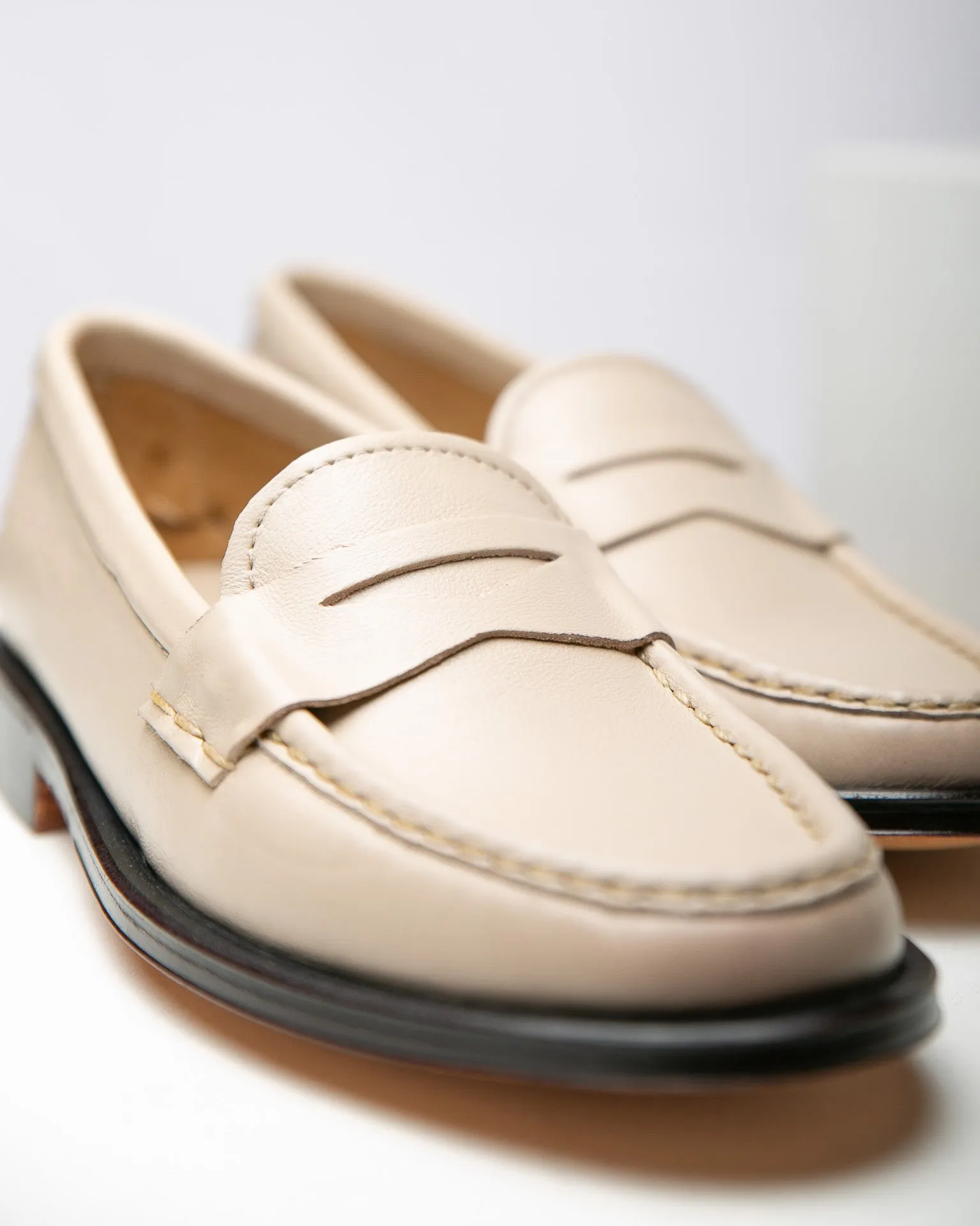 Moccasin 5325 Ivory