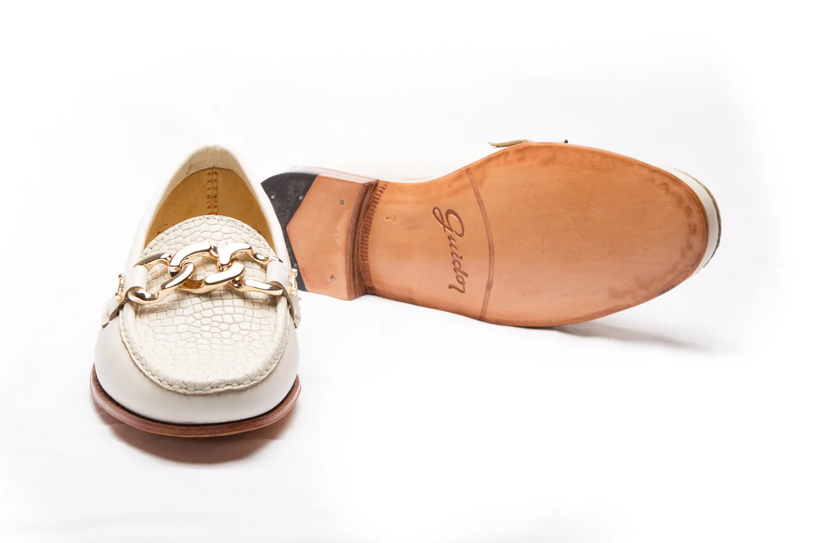 Moccasin 5327 Chain Ivory