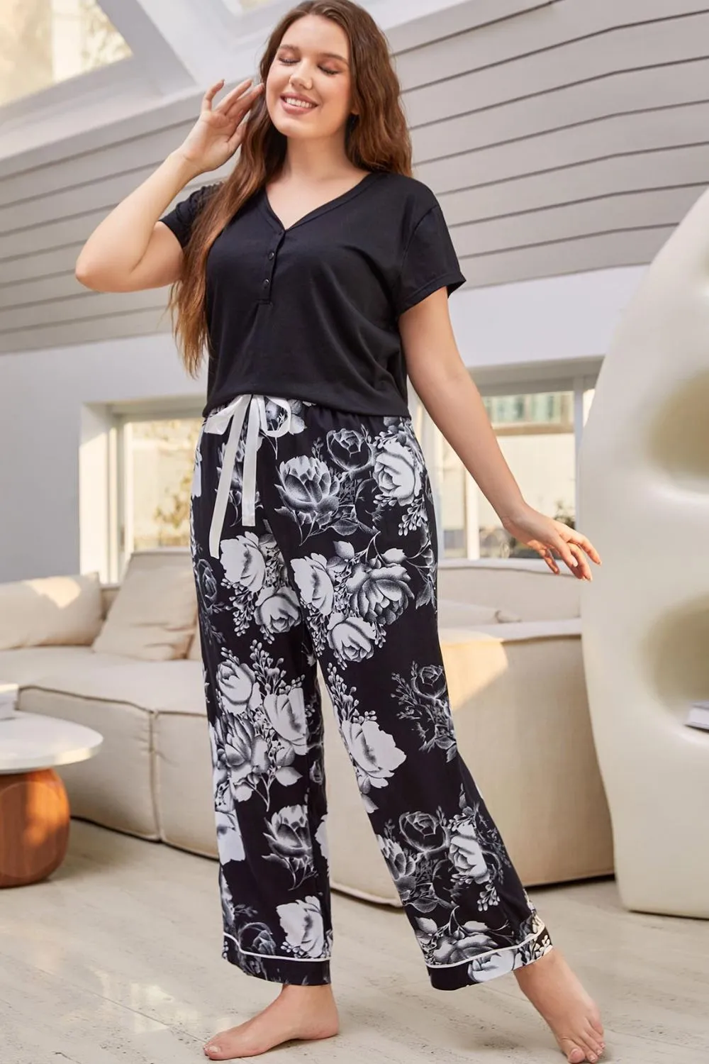 Monochromatic Floral Pants Lounge Set