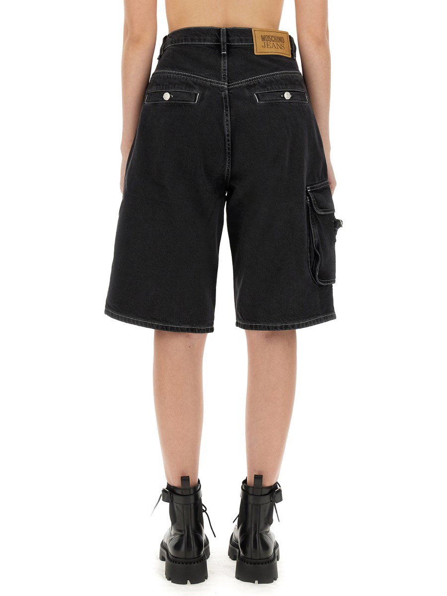 MOSCHINO JEANS      SHORT CARGO IN DENIM