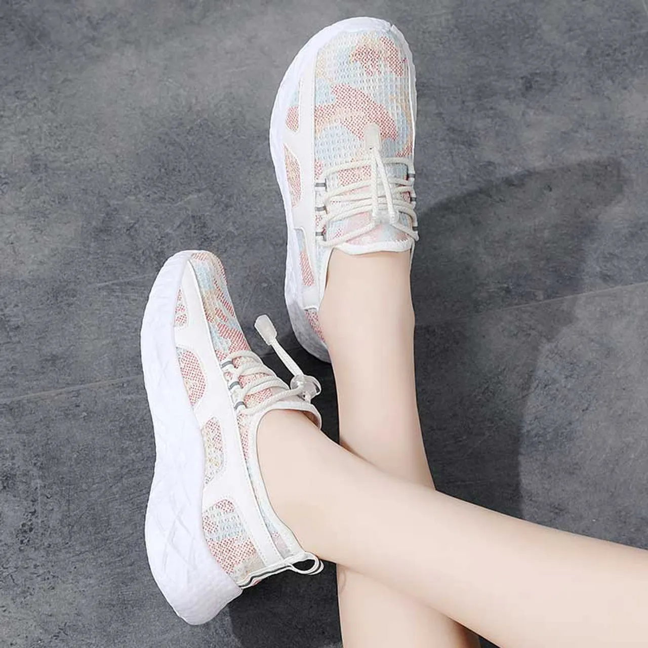 Pink pattern cloth casual shoe sneaker