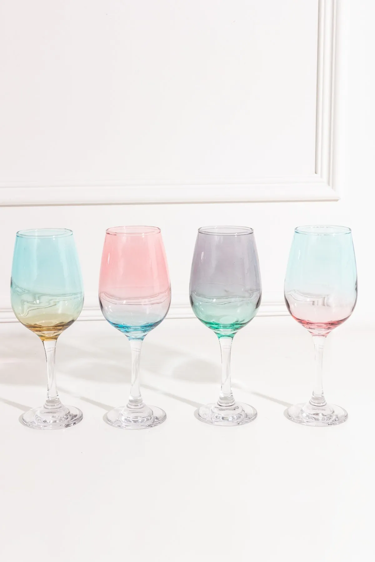 Set of 4 Lustre Wine Glasses