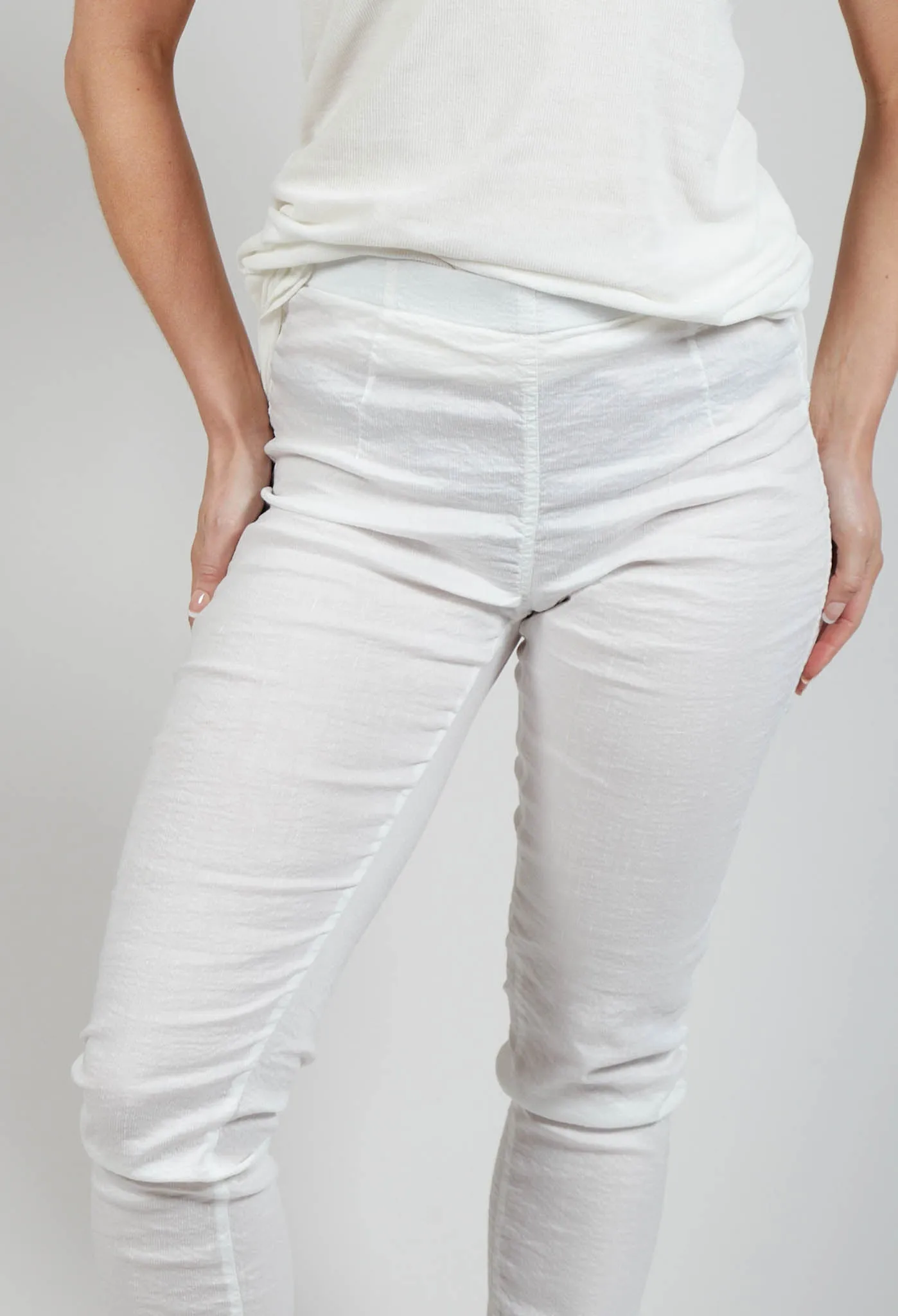 Slim Fit Pants in Callas