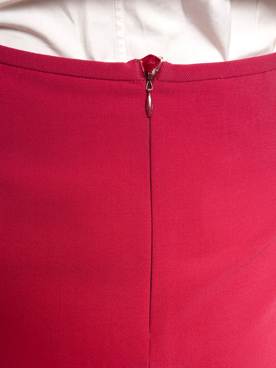 Y2K Emporio Armani knee length fuchsia skirt